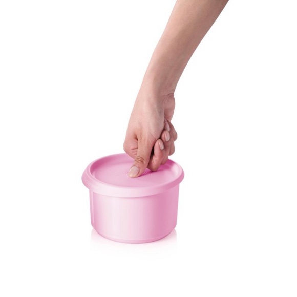 Tupperware 8 pc (set 4) serve and store food storage canister set - Picture 4 of 7